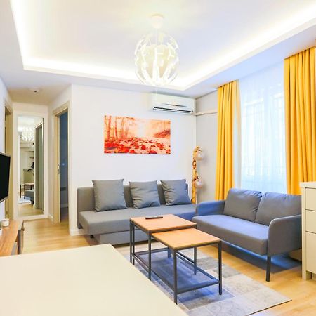 Apartamento Delightful Flat 500 M To Uskudar Ferry Station Estambul Exterior foto